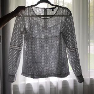 Banana republic blouse✨